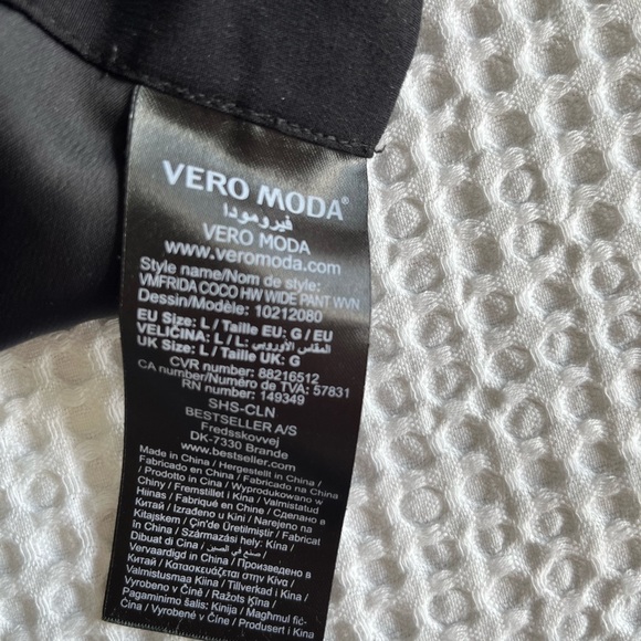 Black Tuxedo pants for women - Picture 7 of 9